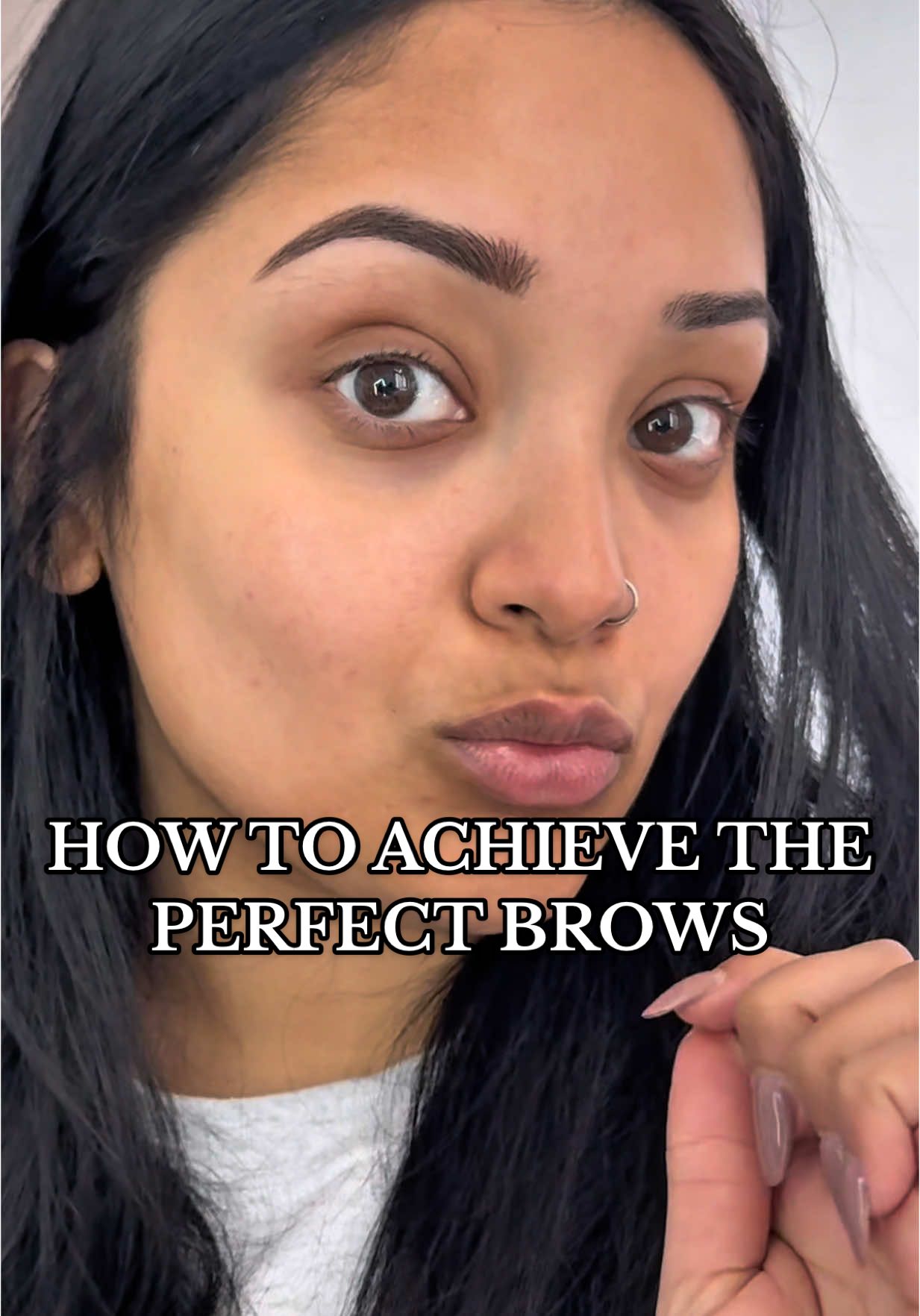 How to achieve the perfect brows!  You don’t need brow gel and a brown pen and a pencil - all you need is the primer you’re already using and a brown pen pencil!  Products used:  @elfcosmetics jelly pop primer  @Benefit Cosmetics precisely, my brow pencil in the shade 3.75 #makeup #makeuphacks #makeuptips #eyebrows #howto #makeuptutorial #benefitcosmetics #elfcosmetics #beautytips #beautyhacks 