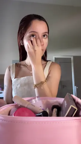 ASMR fazendo minha make básica #asmr #makeup 