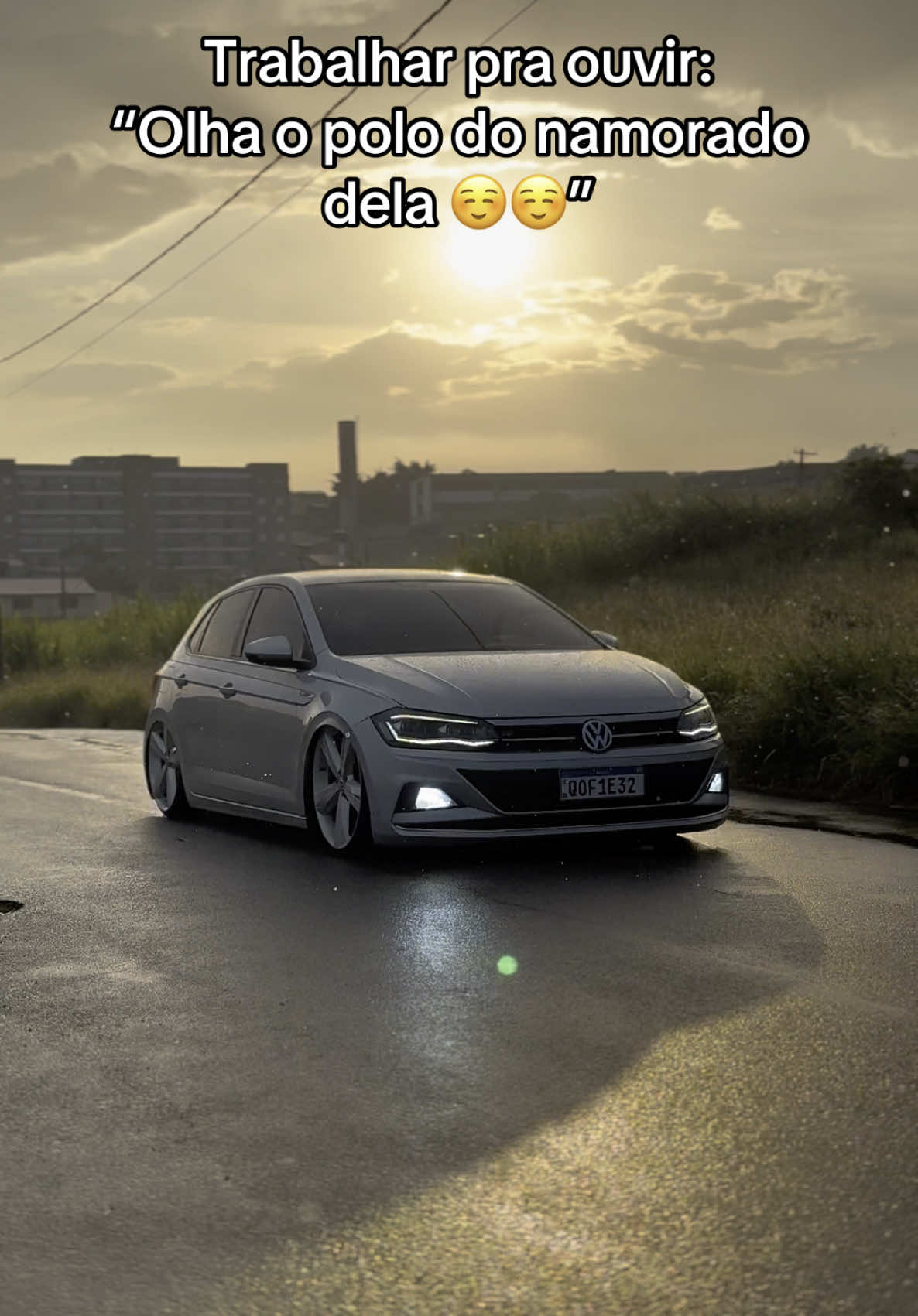 Pega essa cena 🎬  . . . . . . . . . . . #polo #rebaixados #volkswagen #naves #fouryou #gt #viral_video #memestiktok #publicidade #funny #sonho #rodagem 