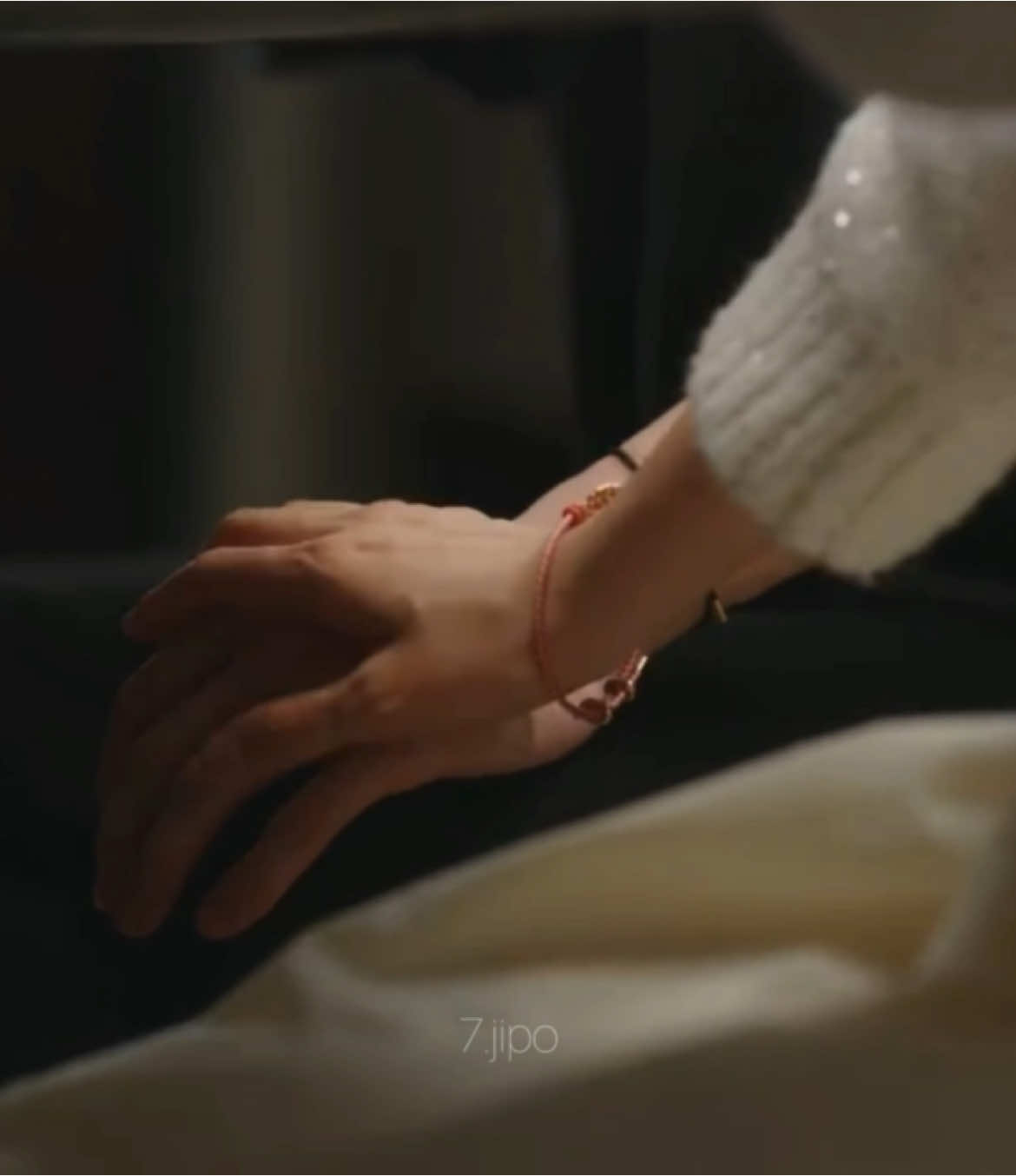 انتظرتك عمري كلّه.. وإنتي حلم❤️#fyp #tiktok #الصقيع_الاول #الصقيع_الاول #pov #explore #hanhyoojoo ##moongayoung #thebestthing #الشرطي_المتباهي #راغب_علامة #wedding #bts #قصايد #fypシ゚ #edit #trending #thefirstfrost #explor #شعراء ##سيدراما #cdrama #افضل_شي 