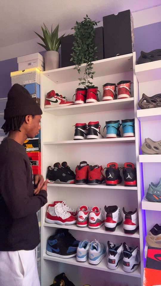 If shoes could really talk with sneakerheads  #sneakers #sneakerhead #jordan1 #sneaker #bstn #bst #nike @Nike @BSTN Store 