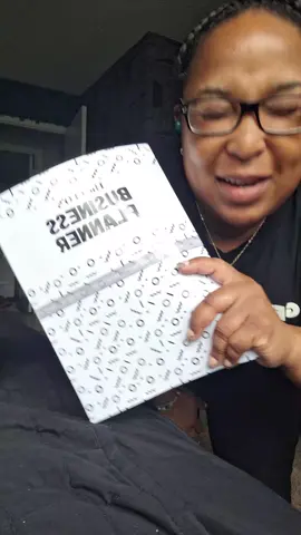 I'm so excited! This is a purchase that I wish I was able to make when I first started out. Organization and being able to keep track of important information is a must when running a business. The CEO'S Business Planner is a MUST HAVE for all business owners. Get yours today! #TheCeosBusinessPlanner #businessplanner #JaiyeBradwellBusinessPlanner #jaiyebradwell #jaiyebradwell2 