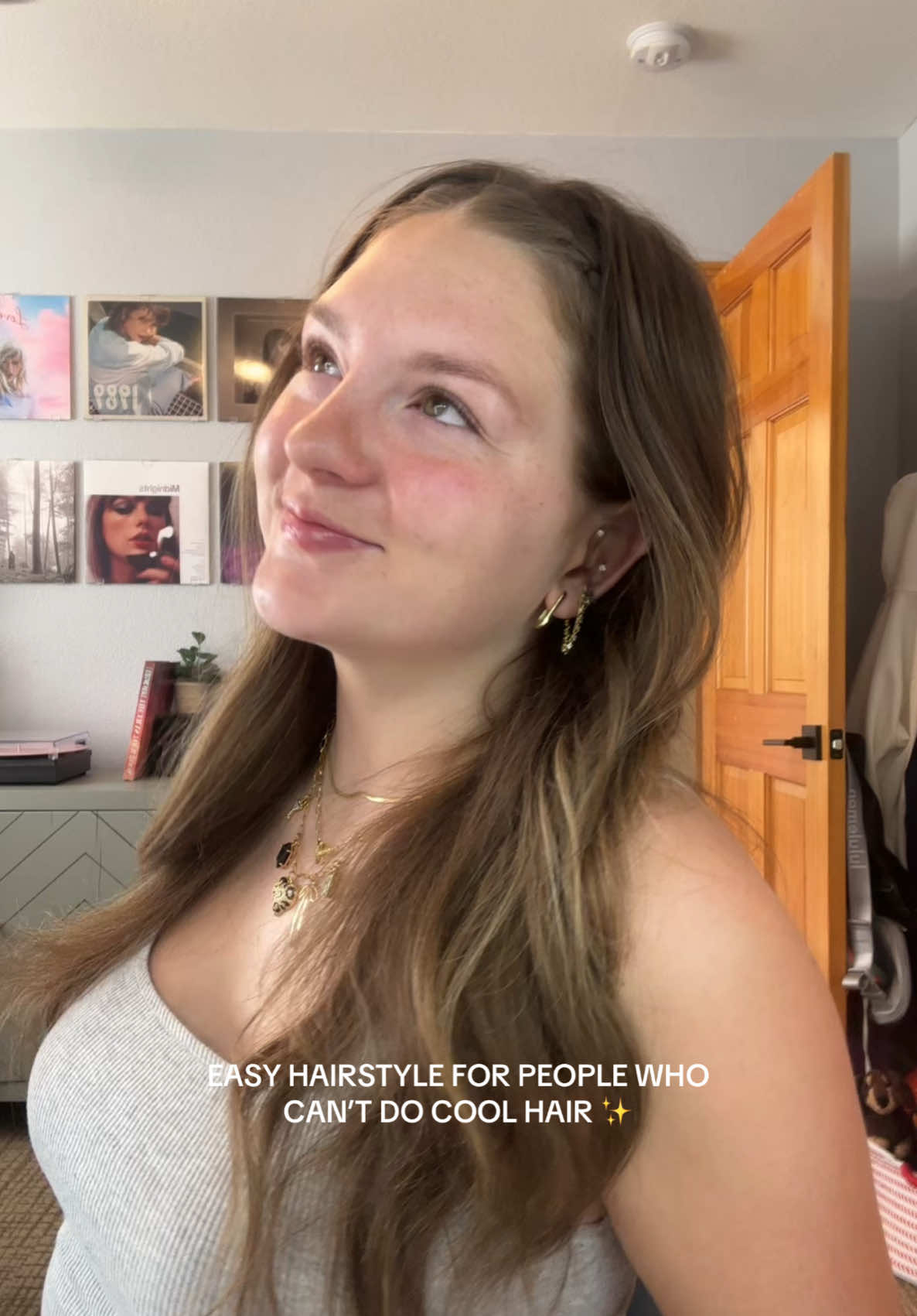 i’m loving this look today!! it’s so easy  #easyhairstyles #easyhairstyle #easyhairtutorials #easyhairideas #hairinspo #hairinsporation #coolhairstyles #hairtok #hairtutorials #gotohairstyles #hairtiktoks 