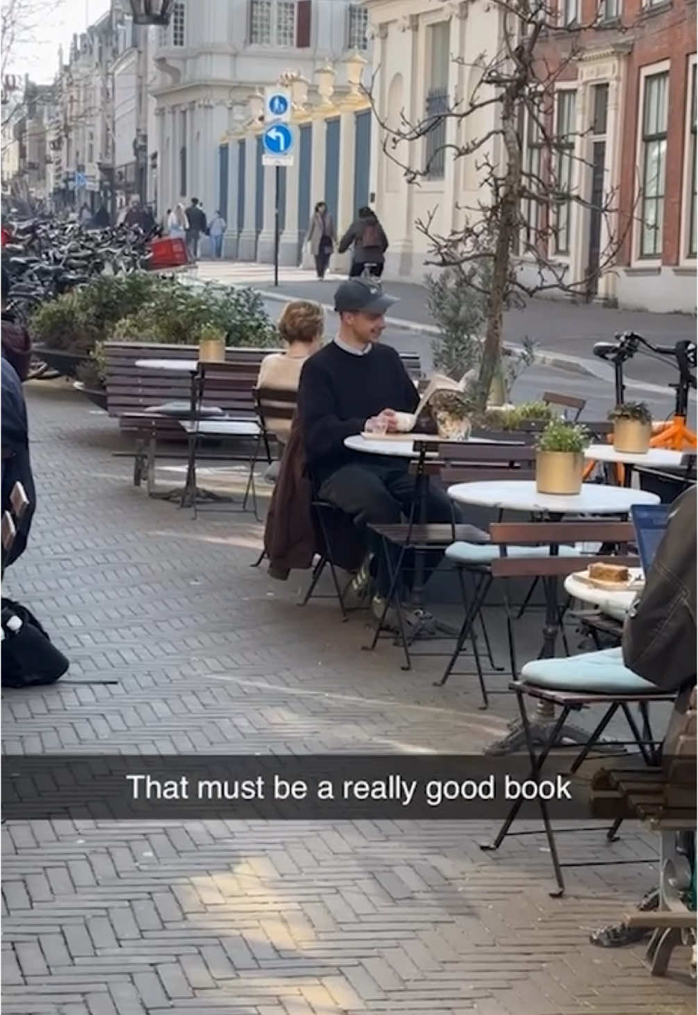 I wonder what he’s reading👀 #reading #coffee #funnyy 