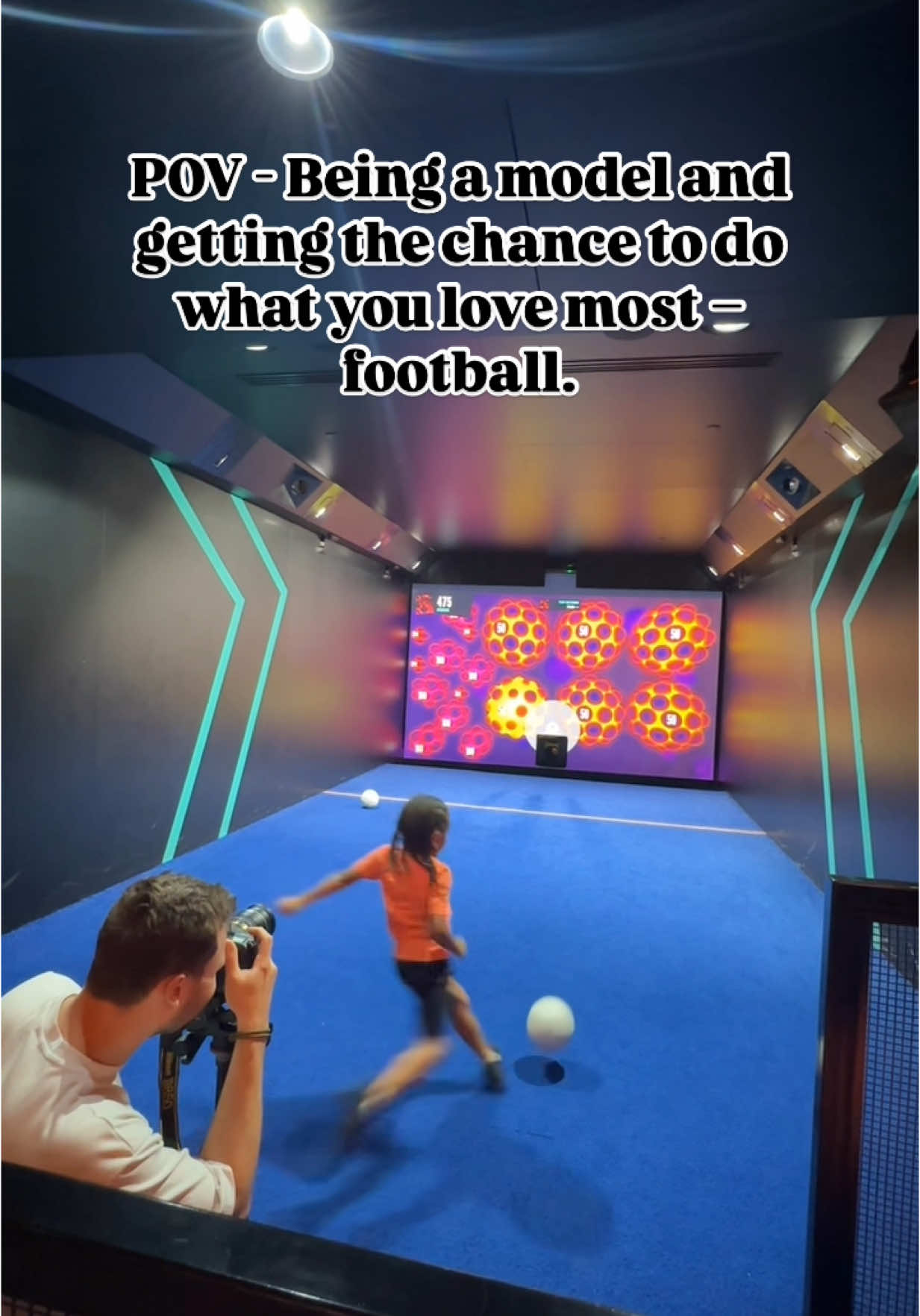 POV - Being a model and getting the chance to do what you love most – football. 🫡⚽️ @TOCA Social  •••• #ModelLife #FootballLover #PassionForFootball #DreamJob #LivingTheDream #FootballAndFashion #ModelGoals #LoveWhatYouDo #ChasingPassions #FootballJourney #TocaSocialLondon #TocaSocial #LondonEvents #TocaSocialExperience #LondonLife #SocialGaming #TocaFun #LondonNightOut #TocaLondonVibes #TocaSocialExperience #LondonFun #ThingsToDoInLondon #makingmemories 