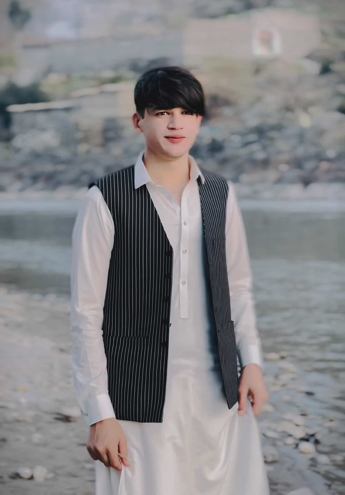 #CapCut 1mviews 🖇️❤️ Hyeee #fyp #foryou #viral #knr_stars💫 #sahim_sahar @🦅_SaHar_🦅 