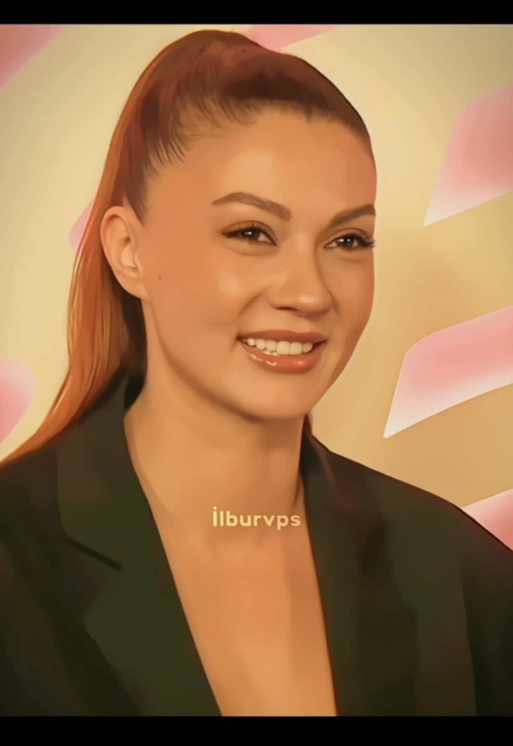 Akıma güzeller güzeli burcumla katıldım😻🫶🏻#burcuözberk #burcu #özberk #oyuncu #fy #turkishseries #viral_video #fypシ゚ #edit #romcom #edit #keşfet #editlyrics #viraltiktok #CapCut #tut #akım #güzellik 
