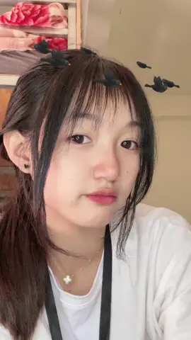 #ဖွေး🦋🌷 
