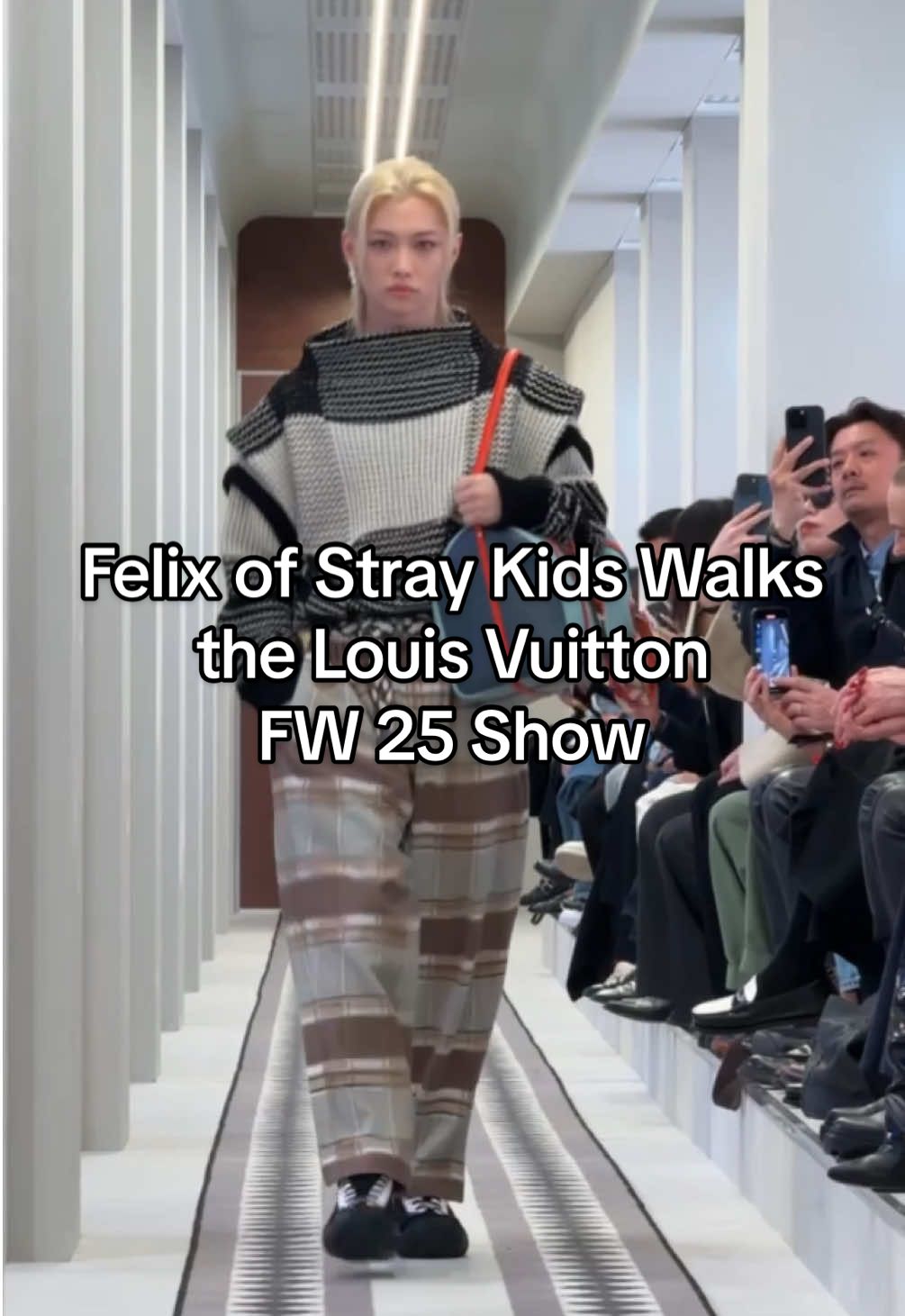 From #Kpop star to the runway, there’s not much #Felix can’t do. The #StrayKids singer walked the #LouisVuitton runway today during #ParisFashionWeek. #TikTokFashion
