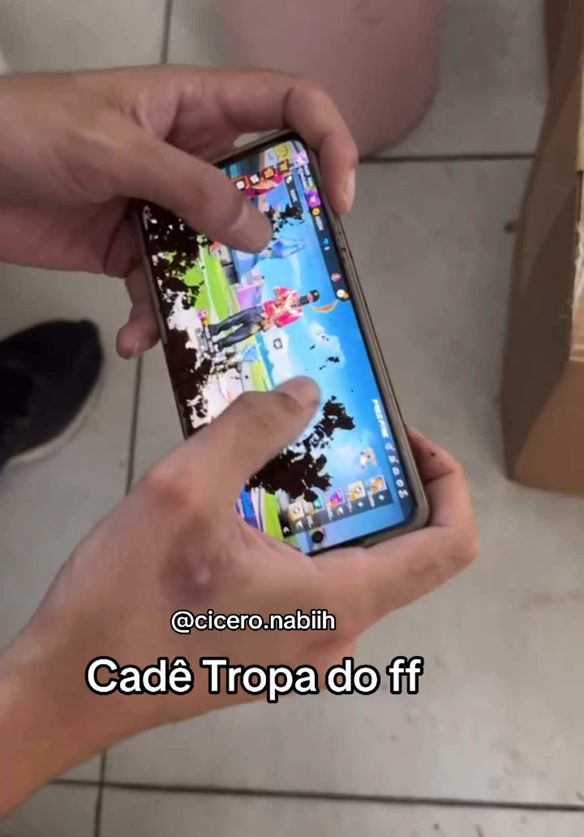 Final 🤣🤣🤣🤣 #vira #ff #freefire #famili #vius #amigos #arabe #tiktoker 