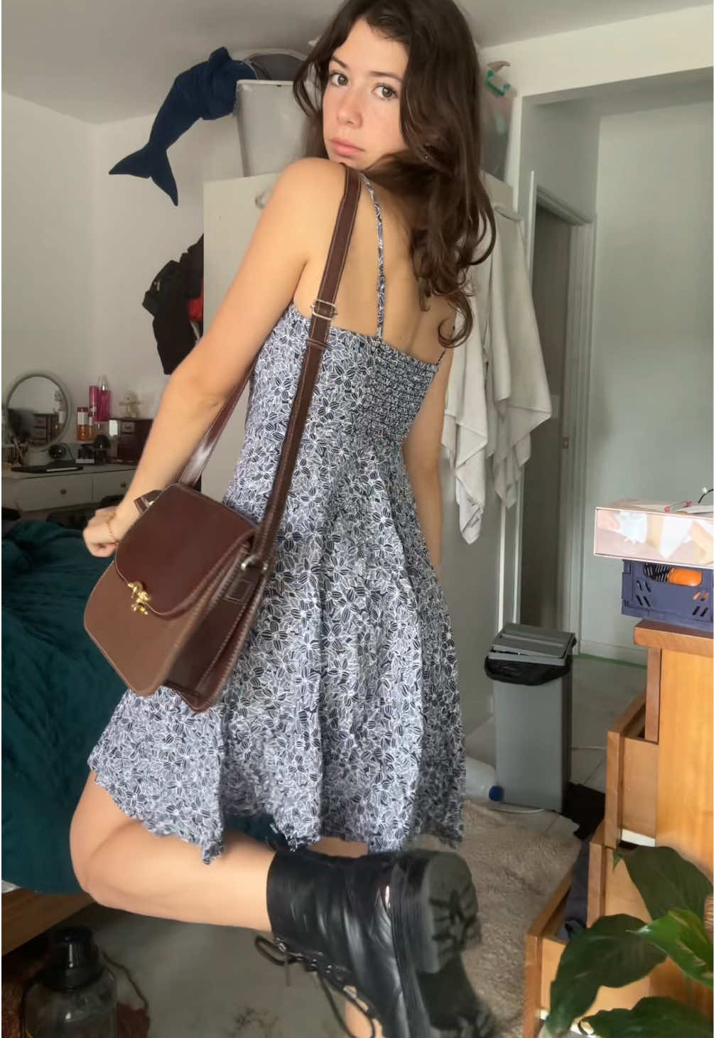 I need brown boots!! 👢#gdwm #OOTD #girls #dress