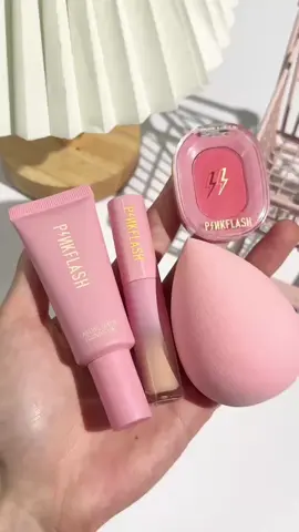PINKFLASH HOT 4PCS MAKEUP SET!! 🔥 Buy now & get ₱100 OFF! 🔥 🔗 Shop now! #pinkflash #pinkflashph #pinkflash4years #lipstick #TransferproofMagic #fyp #mattelipstick #makeupset #blush