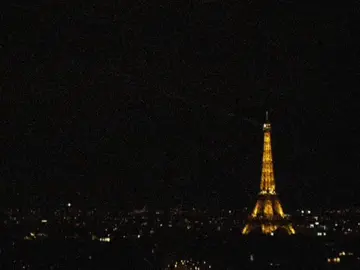 paris nights #digicam #2000s #aesthetics #art #paris 