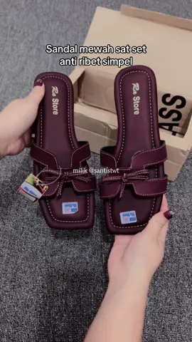 Ga akan rugi beli ini bagus dan murmer bgttt #sandallebaran #sandalkoreanstyle #sandalwanita #sandalkekinian #sandalmurah #sandal #sandalburgundy #sandalteplek 