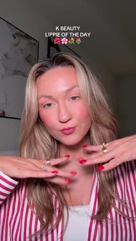 i really wanna get more into k beauty!! loving these @힌스 hince_official lip oils 🫶  #lippie #kbeauty #kbeautyskincare #kbeautyproducts #lipcombo  #creatorsearchinsights 