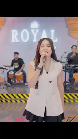 Sabar iku #dindateratu #rcmusic #royalmusic #royalmaniaindonesia #fypageシ #4upage #viral #fypシ゚ #fypage #fyyy #fypp #fyppppppppppppppppppppppp 