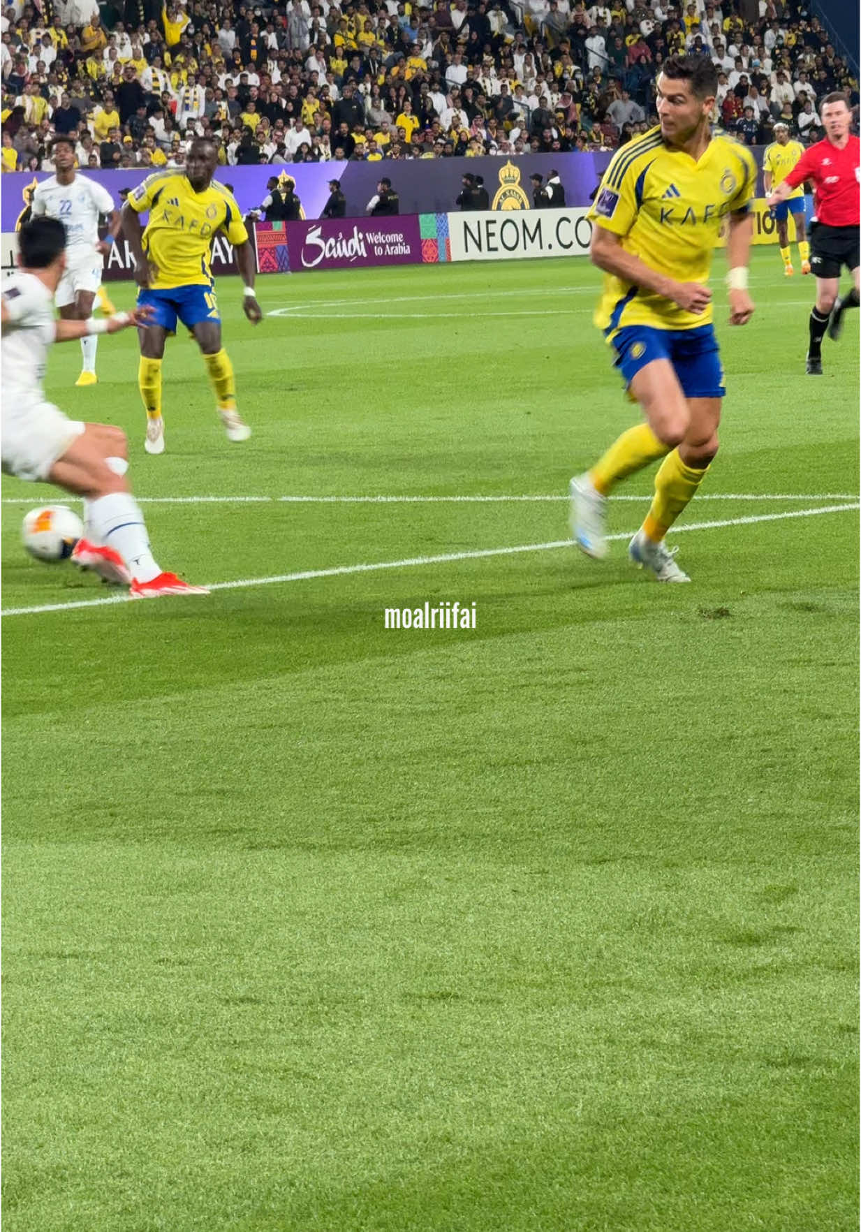 كعب الأسطورة كريستيانو رونالدو لماني يتسبب بضربة جزاء للنصر 🤯🐐📹#النصر #cristianoronaldo #cr7 #foryou #foryoupage #viral #sportsontiktok #spl #colombia #السعودية 