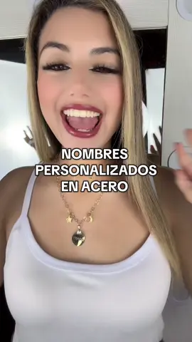 Collares personalizados con tu nombre 🦋🌙💖 solicita catálogo de accesorios #collares #manillas #accesorios #lapaz_bolivia🇧🇴  
