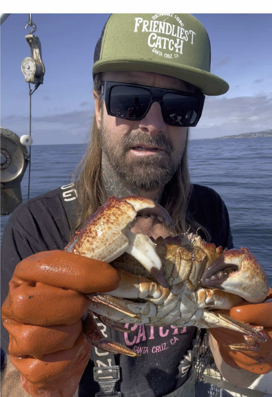 Friendliest Catch Sustainable Crab Fishing #fishing #friendliestcatch #commercialfishing 