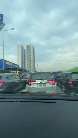 Tetot tetoot kok pada gak mau minggir yaa ? #CapCut #macet #tol #tolljakarta #fyp #fypage #fyppppppppppppppppppppppp #tangerang #jakarta 