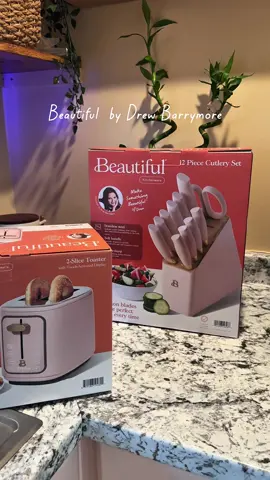 12 Piece Cutlery Set and the 2 slice toaster  in the rose color ✨🩷 #kitchen #drewbarrymore #rv #fyp #usa #arizona #latina #dominicana 