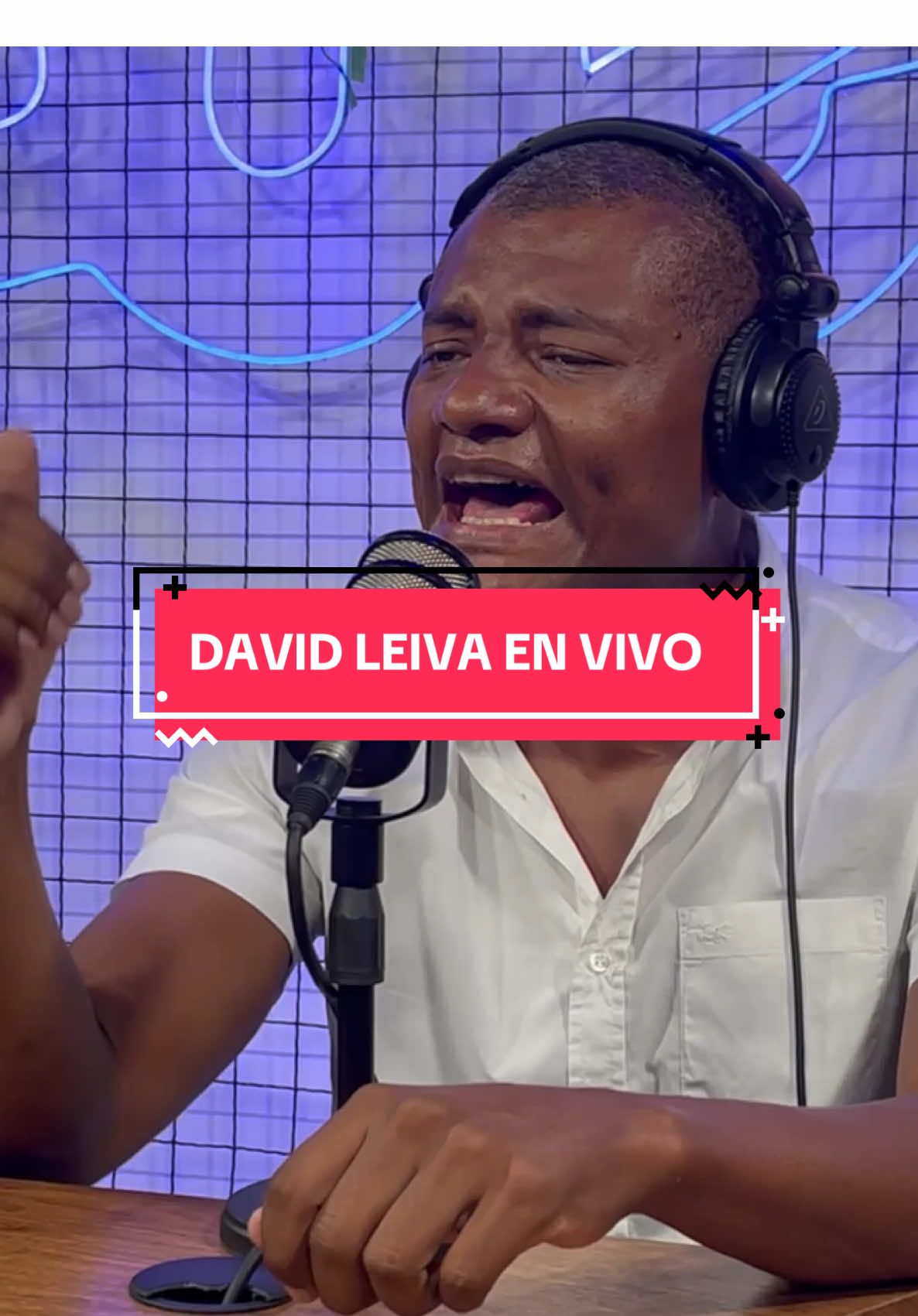 ¡QUE SED PAPÁ! 🤩👏 David Leiva te hace dar sed hasta un lunes! EL UNO DE LA CUMBIA VISITÓ DESENCHUFADAS POR PUE! ❤️💜