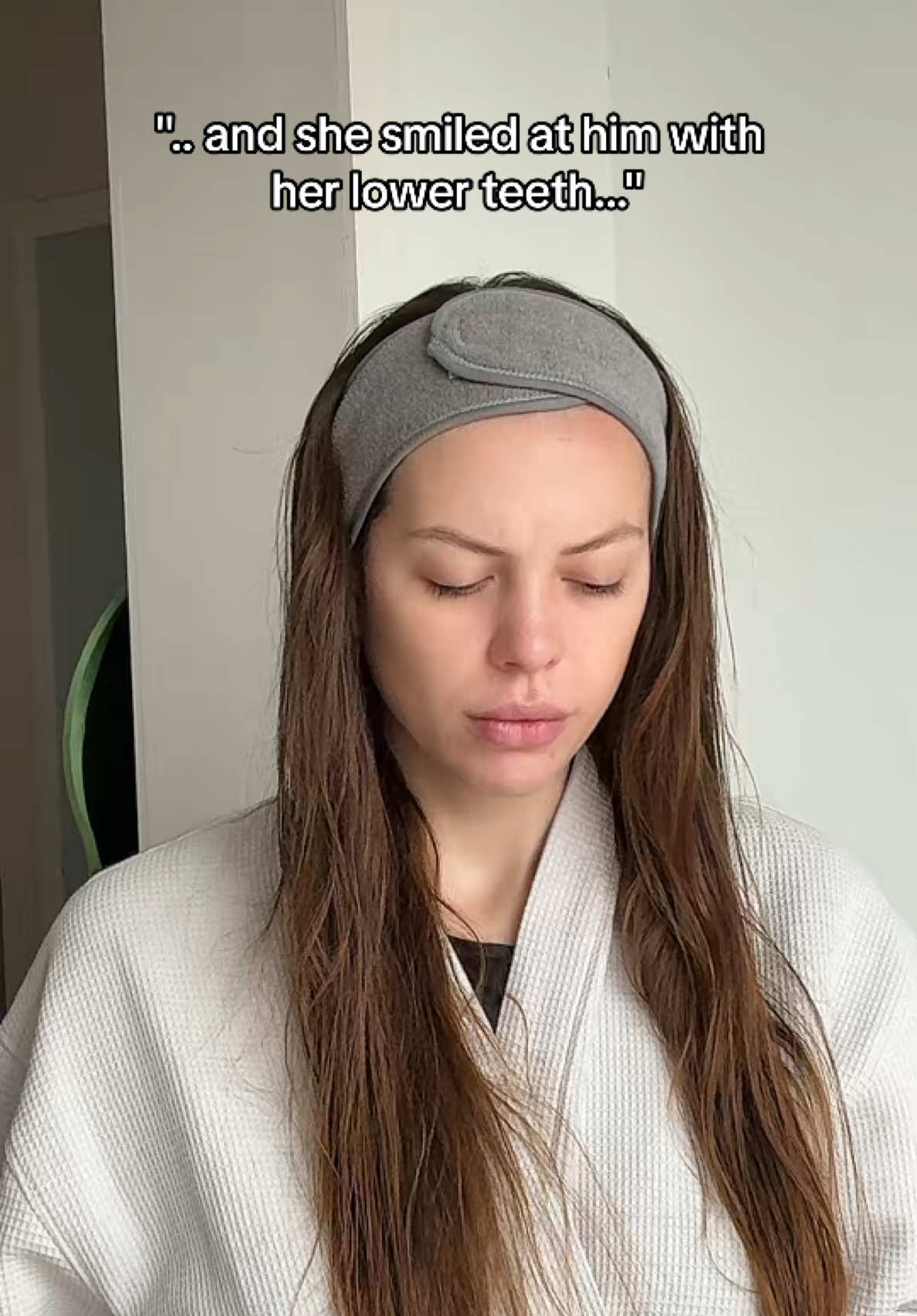 I can’t 🤣 . . . . . #smile #prettygirl #books #reading #viral #relatable #tiktok #viraltiktok #tbt #trendingvideo #funnyvideo #viral_video #BookTok 