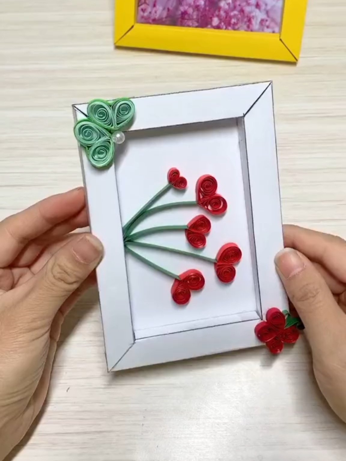 How to Make a Paper Photo Frame #DIY #handmade