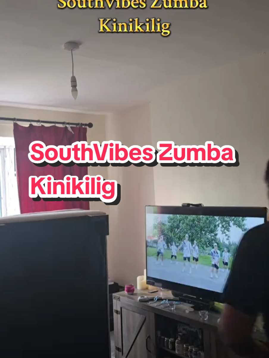 I'm by no means a professional.. Just having fun, obsessed with SouthVibes videos. #zumba #lifewithsheree  #kinikilig #exerciseathome #dance #zinmarlonfarcon #zinjojocantanas #southvibes #zincampercantos #dancetok  @SOUTHVIBES @MARLON FARCON @zinjojocatanes @Zincamper Cantos 