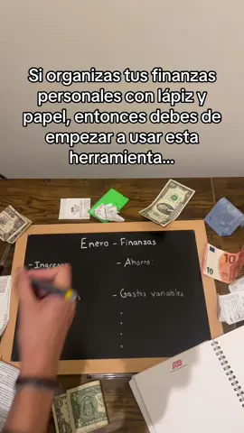 Si quieres empezar a ver un cambio en tus finanzas personales, empieza con este cambio y crea un sistema sencillo! #notion #notionapp #notiontok #notiontemplate #notiontips #notionplanning #notionenespañol 