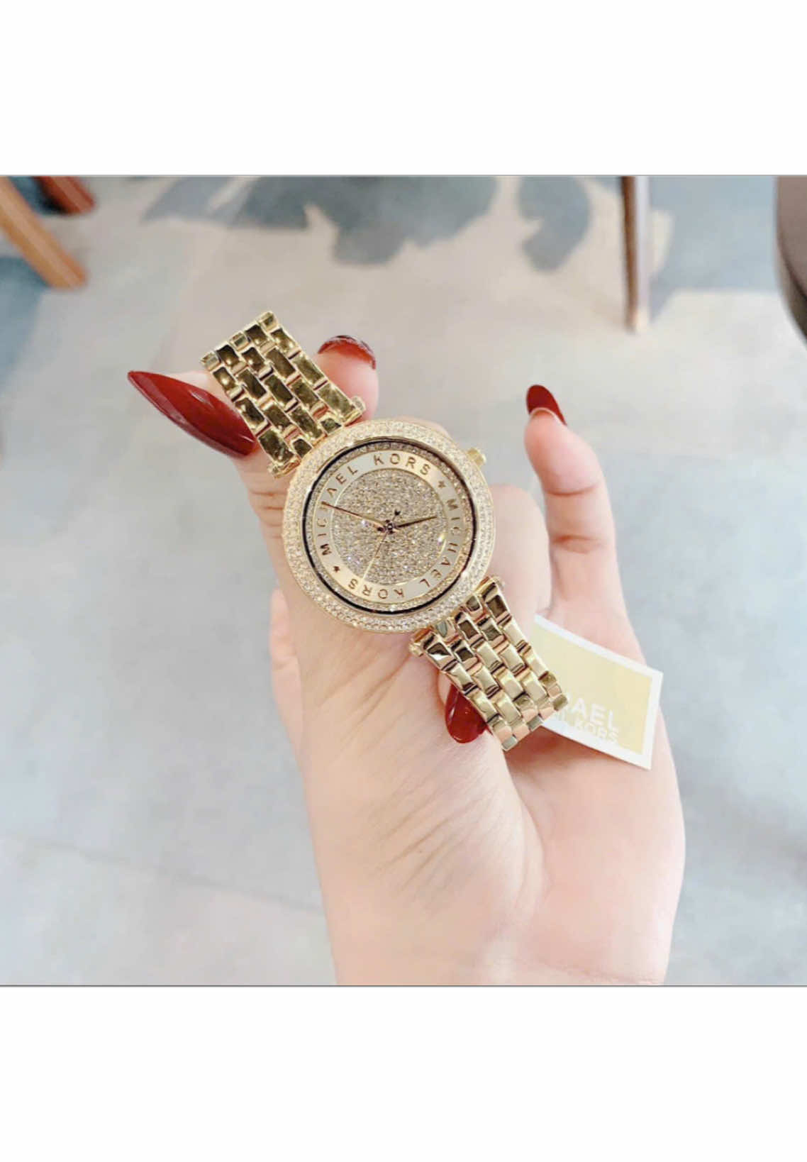 𝐌𝐢𝐜.𝐡𝐚𝐞𝐥 𝐊𝐨𝐫𝐬 𝐃𝐚𝐫𝐜𝐢 𝐓𝐡𝐫𝐞𝐞-𝐇𝐚𝐧𝐝 Hoa hậu nhà MK. Hot hit come back…. Màu silver trắng tay MK3445. MK3476  Size 34mm Máy Nhật bền bỉ Kính khoáng chịu lực Chống nước 50m 🎁 Box + 100k  CTV 900 FS #phukienthoitrang #donghodep #donghomiha #thoitrang #phukienthoitrangnu #donghonu 