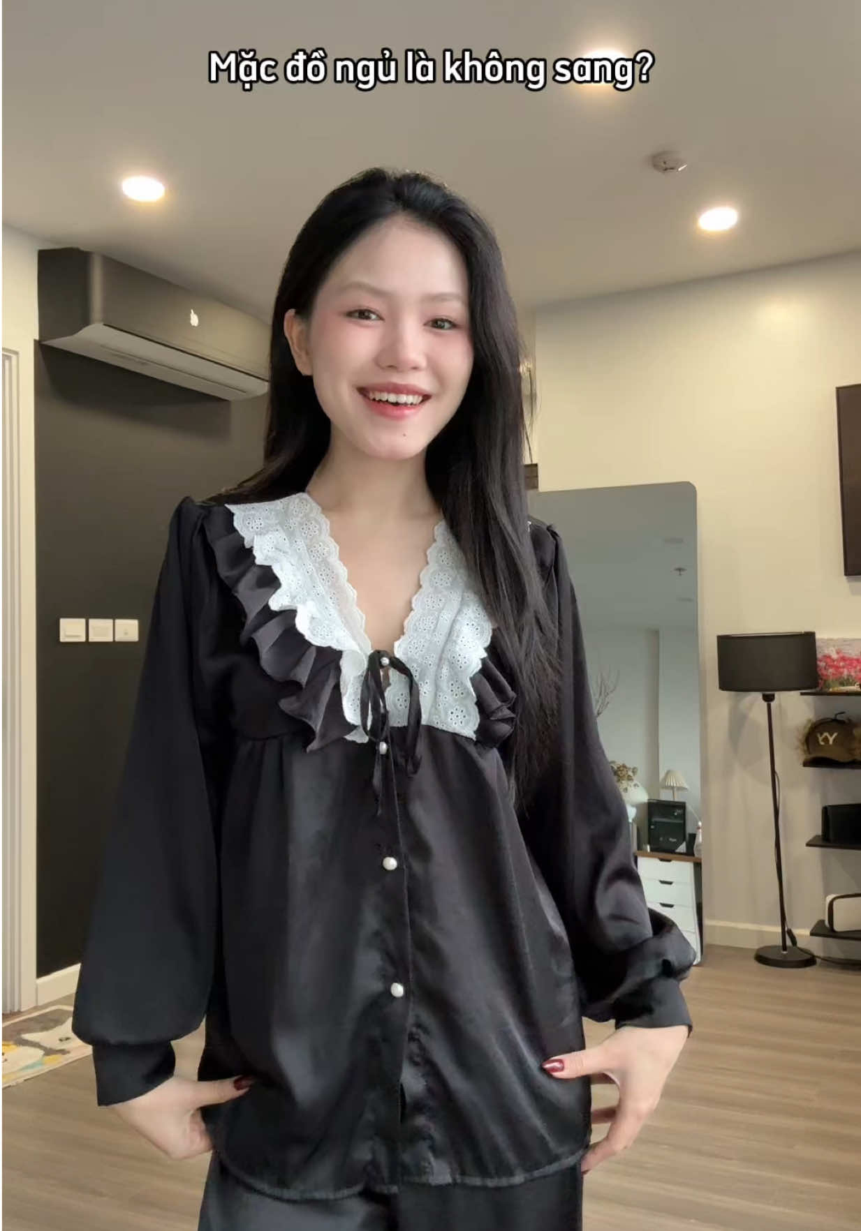 Mí bà chơi hệ đồ đen bơi zô đeuyy #nnqa208 #viral #donguxinh 