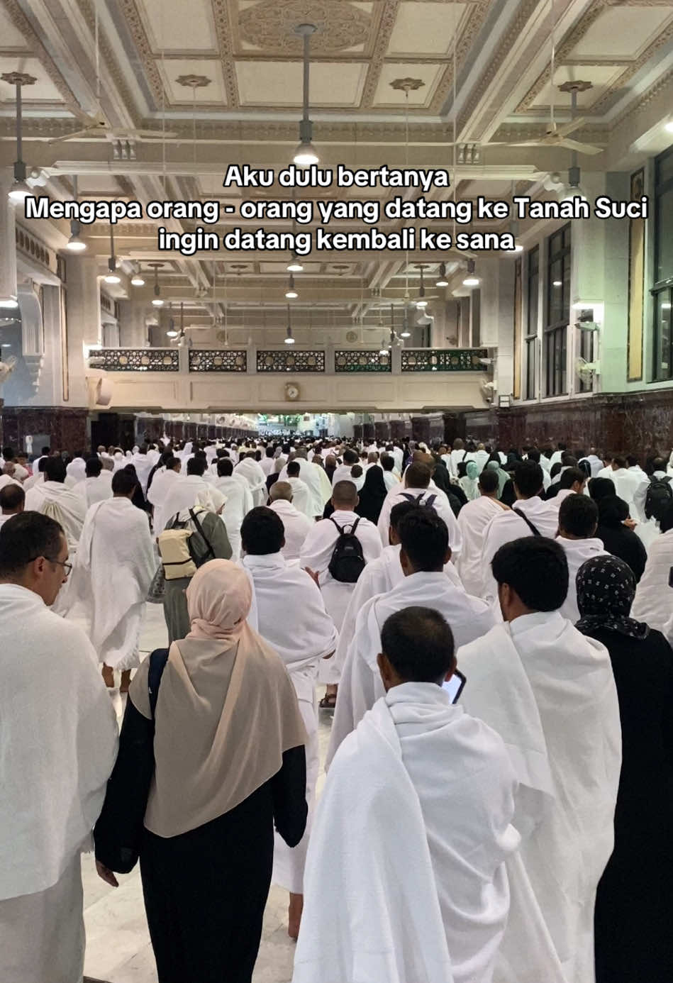 🥹🥹  #umroh #makkah #madinah #makkahvibes #videomakkah #viral 
