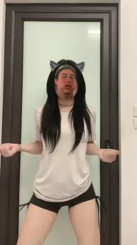 Nguồn điện nhảy… #gaixinh #nhaytrend #fyp #viral #xuhungtiktok #girlxinh🐰🎀 