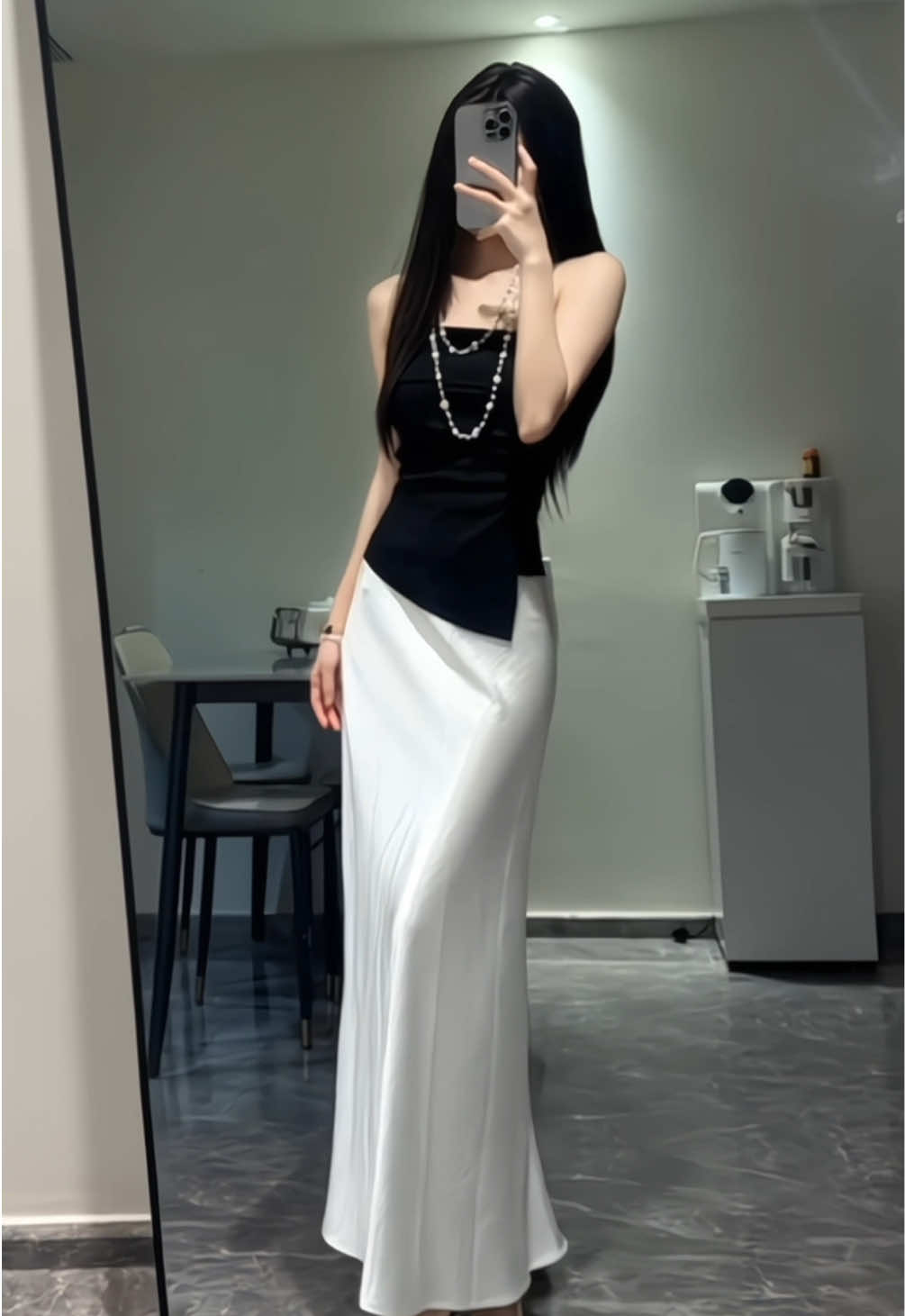 Mua váy chưa người đẹp! #thoitrangnu #vayxinh #chanvaylua #p2nstore #fyp 