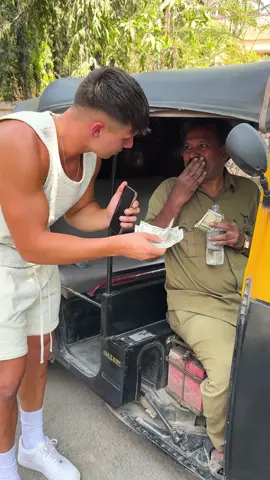 His story brings tears to my eyes 🥹🇮🇳💛