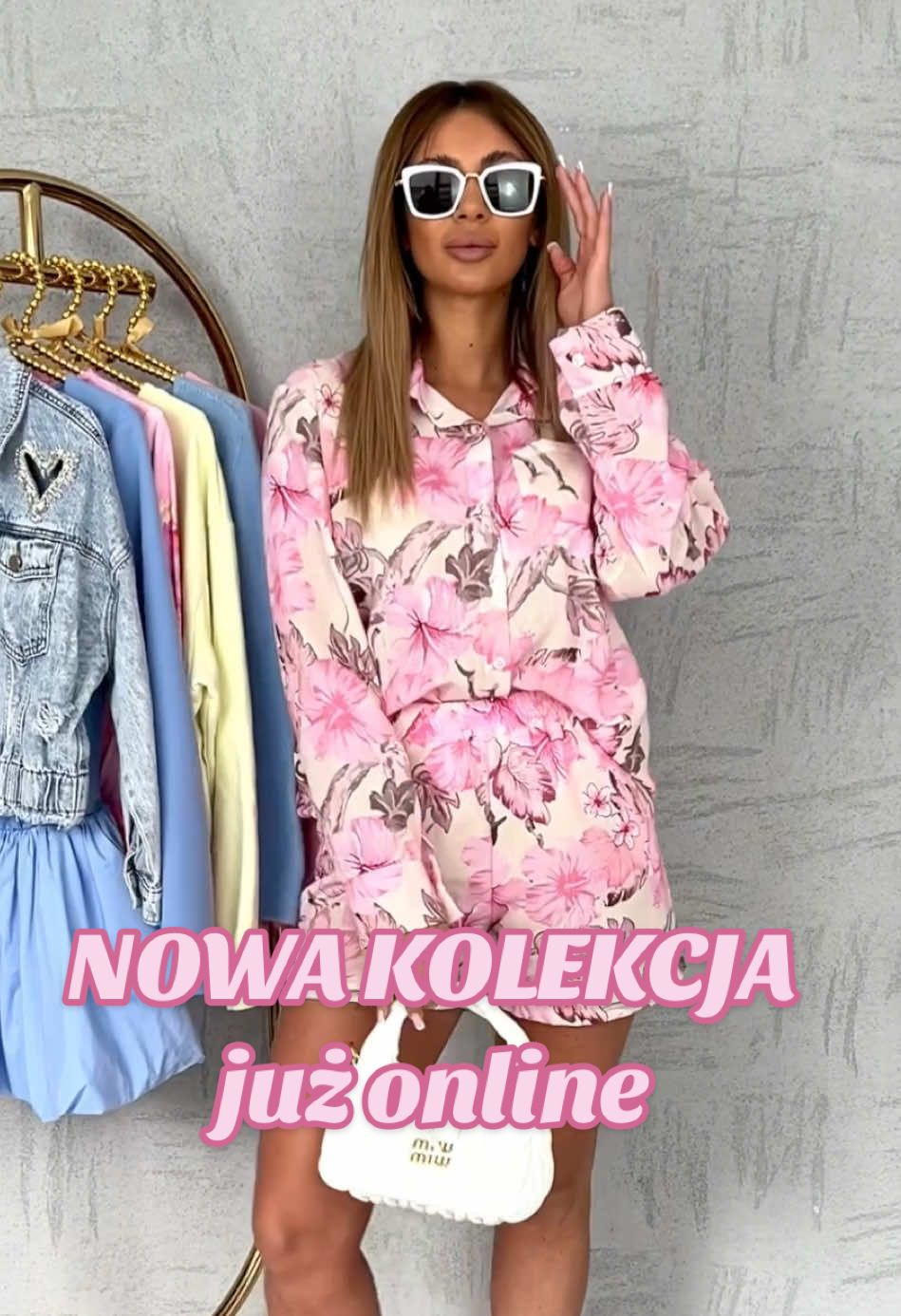 Nowa kolekcja już dostępna! 🩷🌸  Pojawiły się w niej piękne komplety ELIF z lnem. Klasyczny fason, przepiękne kwiatowe printy oraz świetna jakość materiału. #skleponline #modadamska #stylizacje #inspiracjemodowe #modnakobieta #wiosennastylizacja 