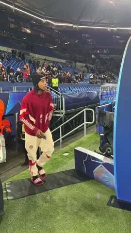 Michael Olise, Gelassenheit in Person.  #olise #fcbayern #bayernmunich #drip #footballtiktok #football 