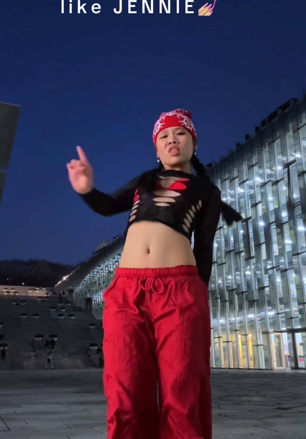 LIKE JENNIE💋 Loving this chorey🔥 @JENNIE @WEDEMBOYZ  Absolutely FROZE myself filming this🥶🤣 @JENNIE HQ #likeJENNIE #jennie #blackpink #blink #kpop #kpopfyp #kpopers #kpopcover #dancecover #korea #dance #dancer #dancing #trending #viral #tiktokdance #fyp #foryou #foryoupage 