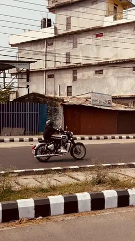 Lala#fyp #bullet350 #bharatpur_chitwan#peace#modified