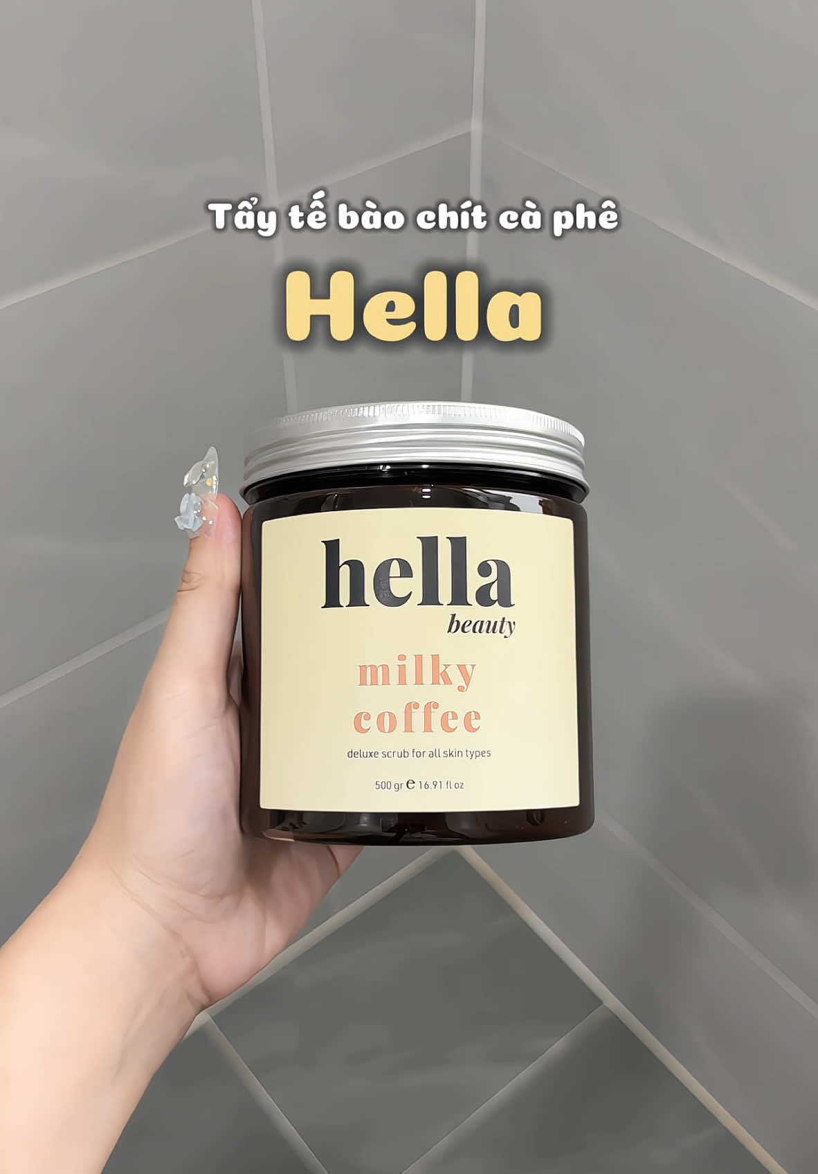 Mê cái mùi thơm của ẻm. Dùng rồi là ghiềnn không muốn đổi loại khác luôn á #hella #hellabeauty #taydachetbody #taydachet #taytebaochet #chamdabody #lamdep #goclamdep #reviewlamdep #xuhuong #viral #hot
