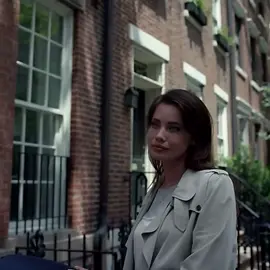 سؤال جيد … منو انتَ ؟                              #mrrobot 