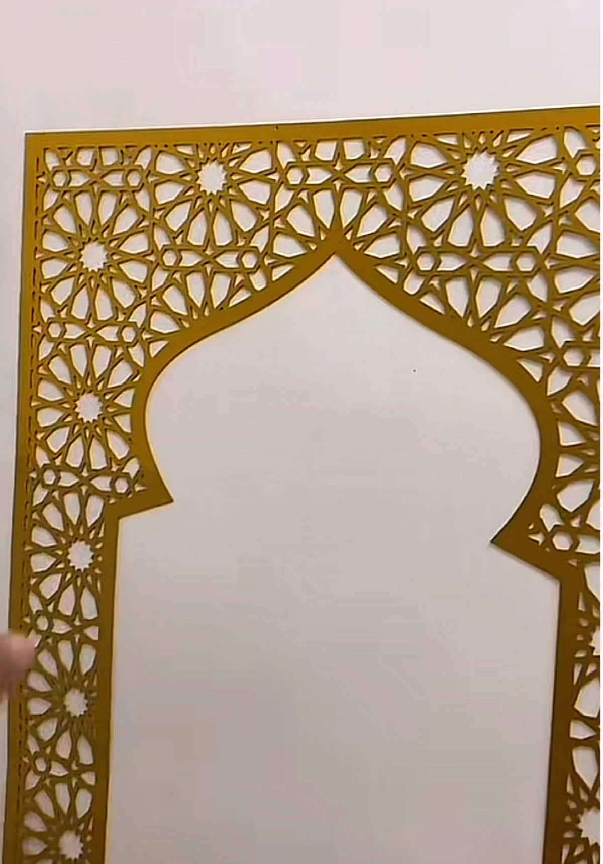 Hiasan dinding mihrab musholla #hiasandinding #mihrab #arahkiblat #mushola #dekorasi #dekorasirumah #cuantanpabatas 