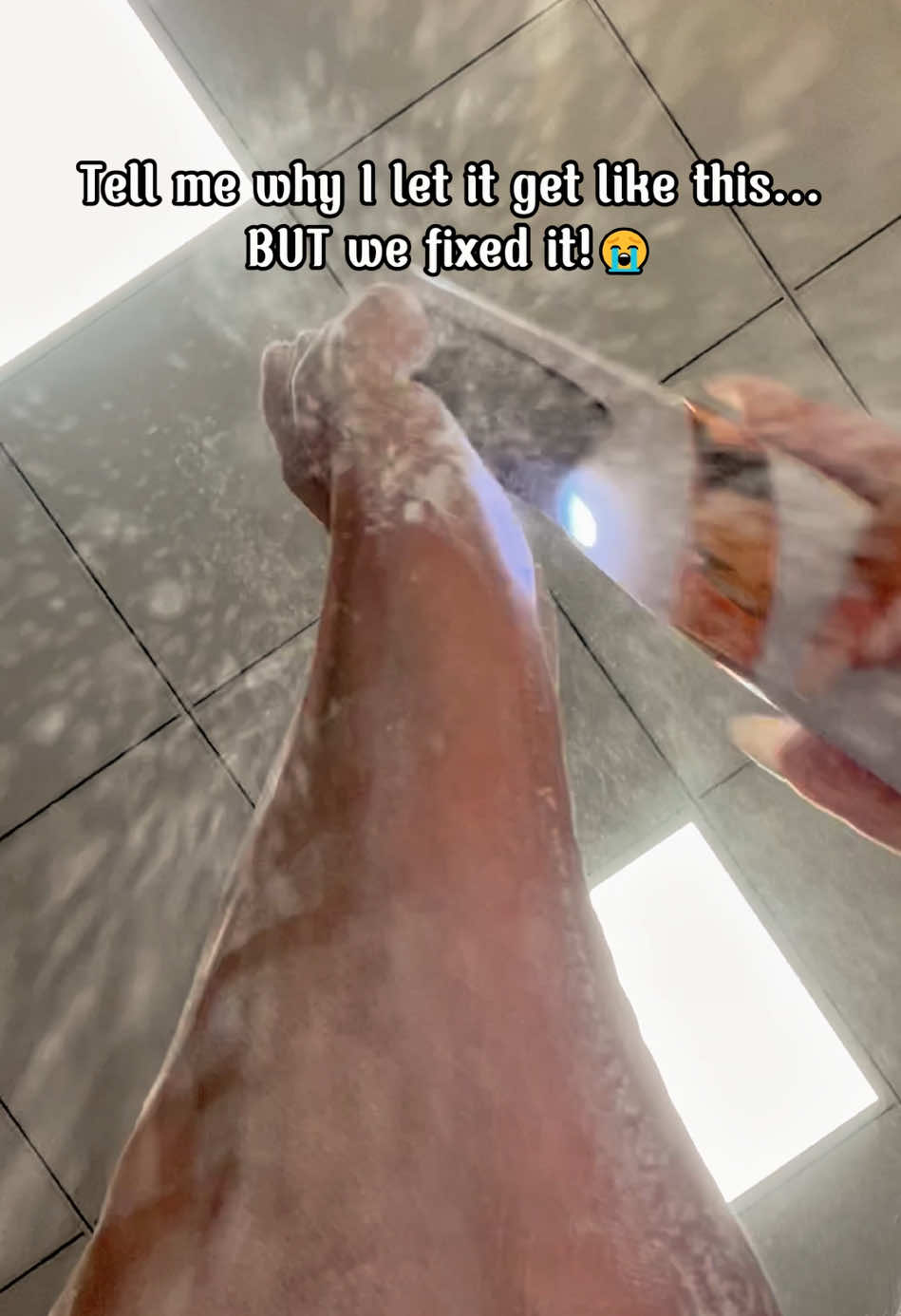Honeyyyyy, do yall see the aftermath of this electric foot file😳😳 #tiktokshopcreatorpicks #lovelanguage #electricfootfile #electriccallusremover #footfile 