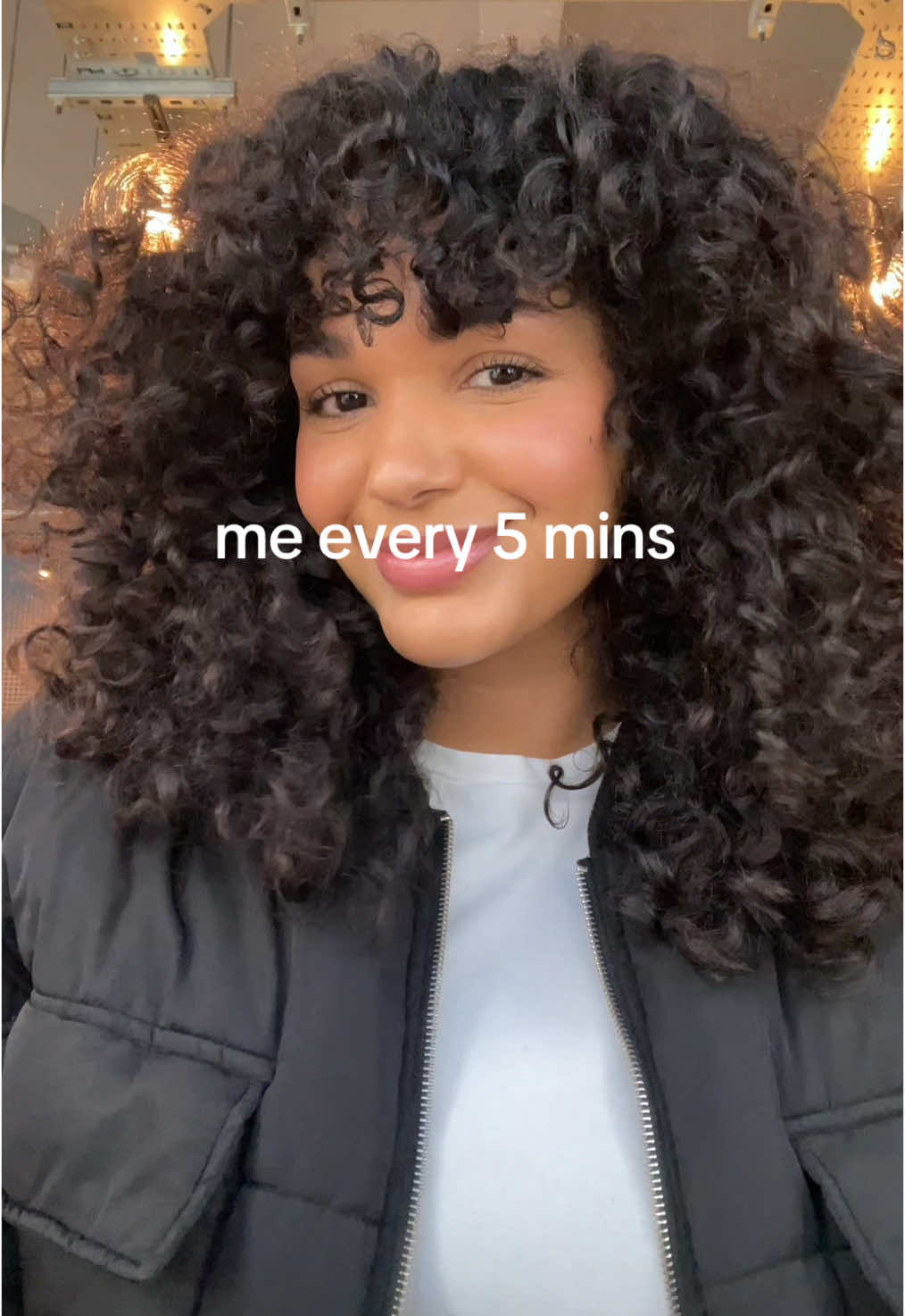 How many times a day do you spruce your hair and apply gloss? 🤭 #curls 