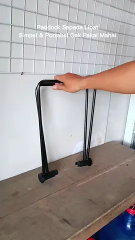 Rekomendasi Paddock/ Standar Sepeda simpel, bisa di lipat & portable. Harganya terjangkau dan universal cocok untuk semua sepeda ukuran oversize, fixie, mtb, road bike, bmx, sepeda lipat dll. #paddocksepeda #standarsepeda  #paddocksepedamurah  #paddock 