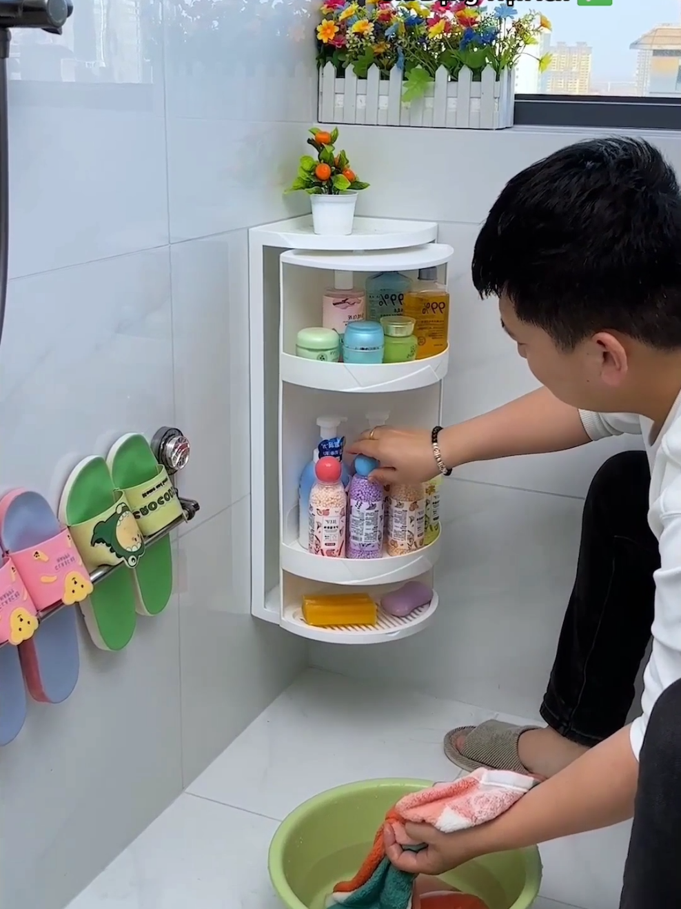 Như cái kệ này thì nên có hai cái #giadung #dodungtienich #giadungtienich #dogiadung #giadungthongminh 