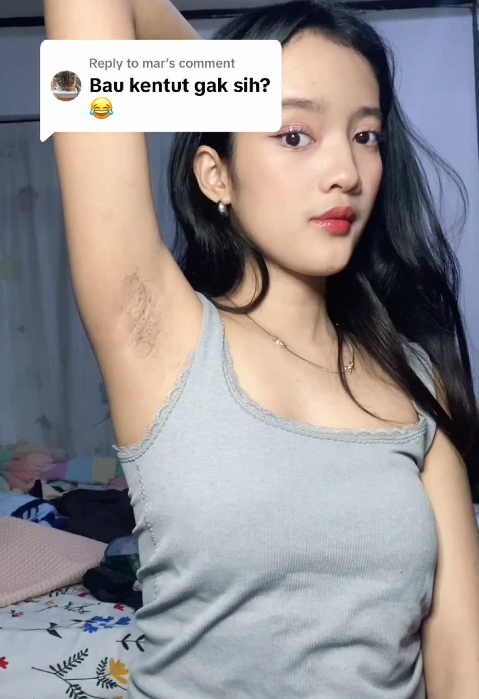 Replying to @mar emg iya bau kentit?😭🤣 #ketek #cukurbulu #shavingcream #hairremoval 