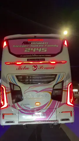 Sola Gartia😍😍🔥🔥perdana ke toraja ini malam #metropermai #celebesbislovers #2445 #potretbus_makassar #ayonaikbus #laksana #fyp #fyppppppppppppppppppppppp 