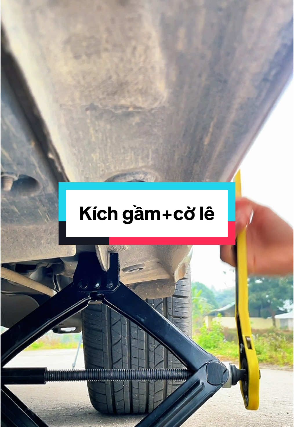 Bộ Kích Nâng Gầm Ô Tô Chữ A tải trọng 2 Tấn xe con xe tải nhỏ sử dụng được nha các bác #quocafl #kichgamoto #colethuyluc #colethuyluctietkiemsucluc #condoioto #condoithuyluc 